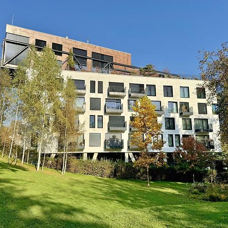 B10 Business Apartments ชิลินา ภายนอก รูปภาพ