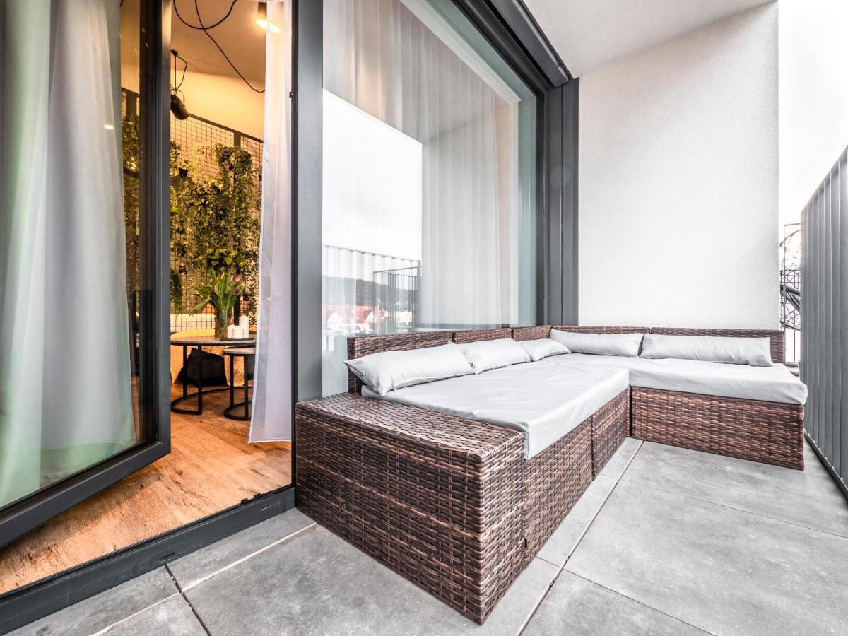 B10 Business Apartments ชิลินา ภายนอก รูปภาพ